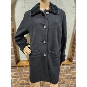 Bromley Collection 100% Wool Coat Size Medium  Womens Velvet  Black Lined